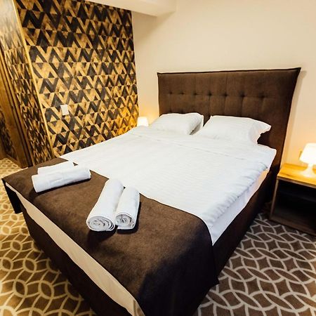 Hotel Livnica Belgrade Extérieur photo