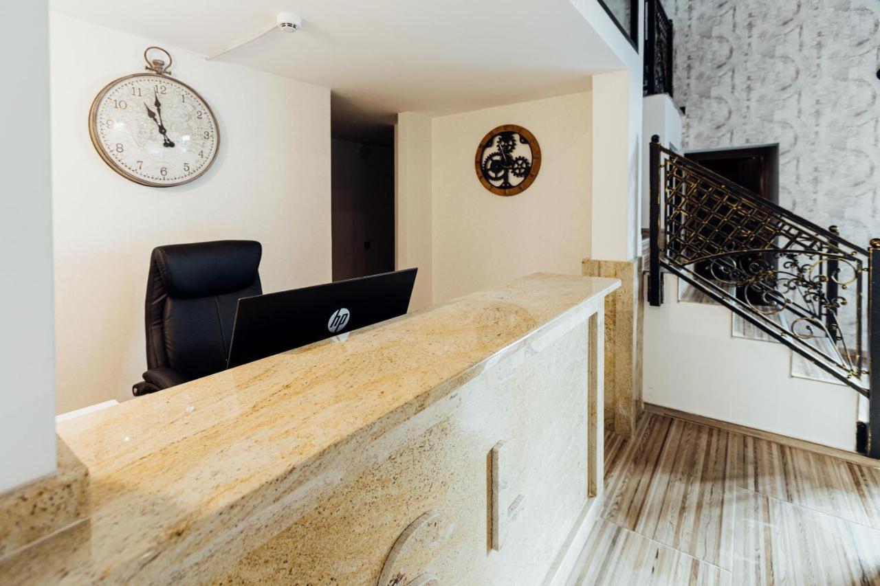 Hotel Livnica Belgrade Extérieur photo