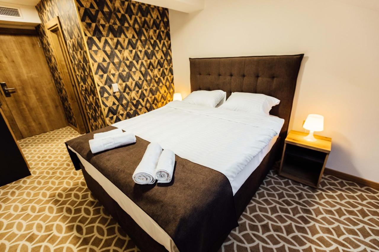 Hotel Livnica Belgrade Extérieur photo