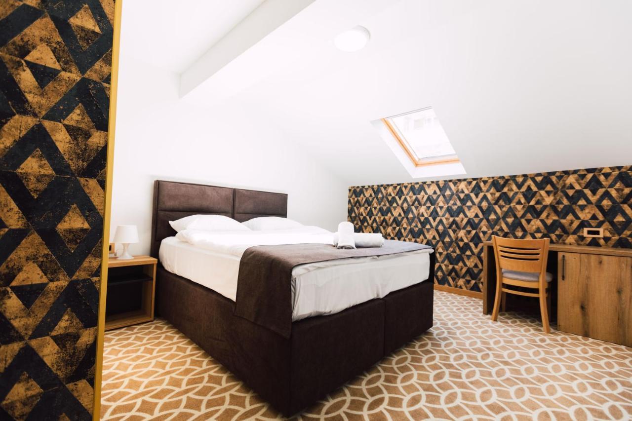 Hotel Livnica Belgrade Extérieur photo