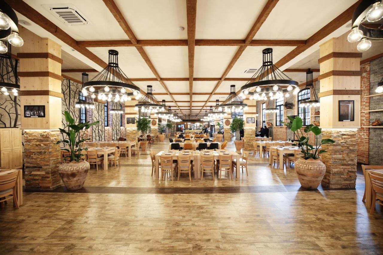 Hotel Livnica Belgrade Extérieur photo